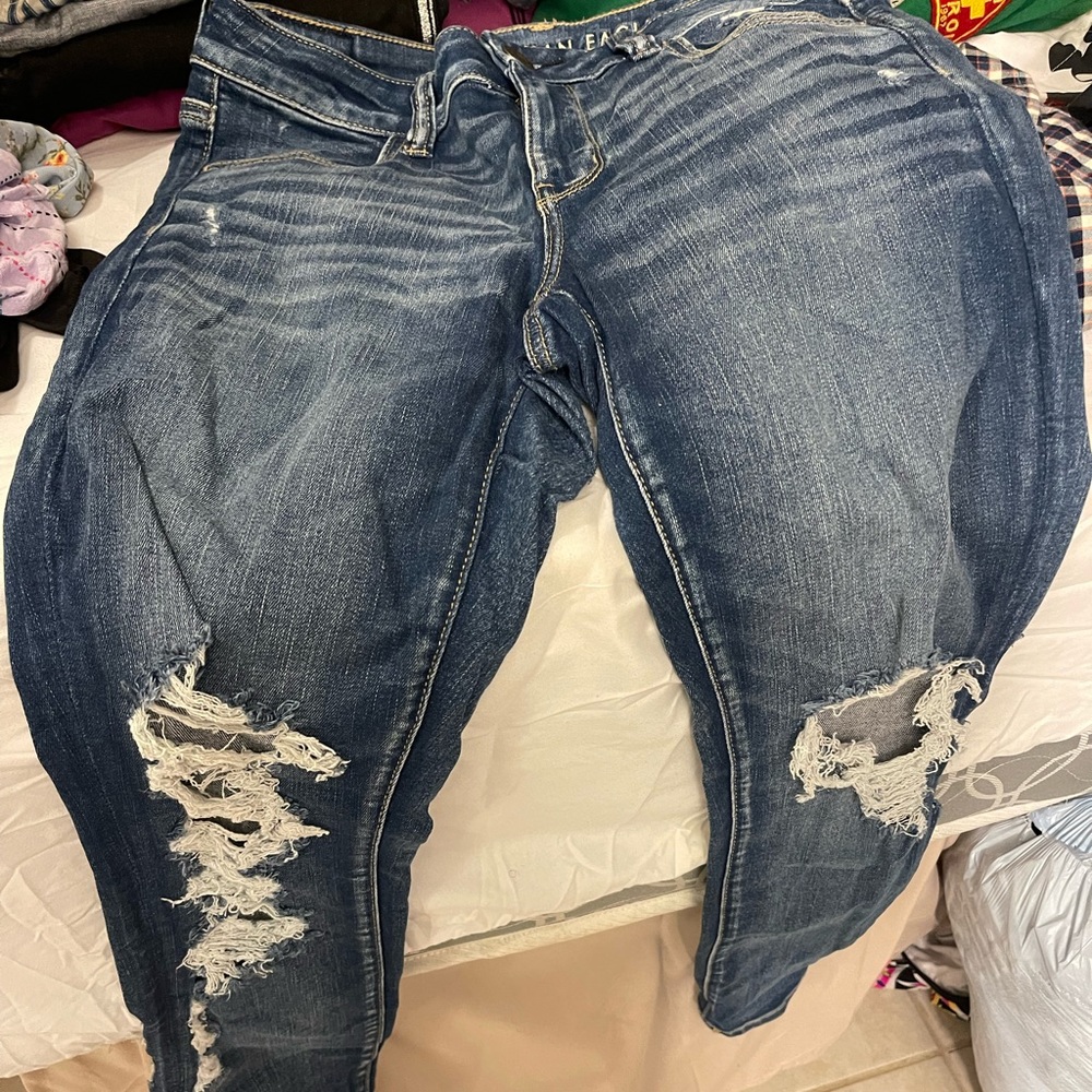 Womens American Eagle stretchy skinny jeans